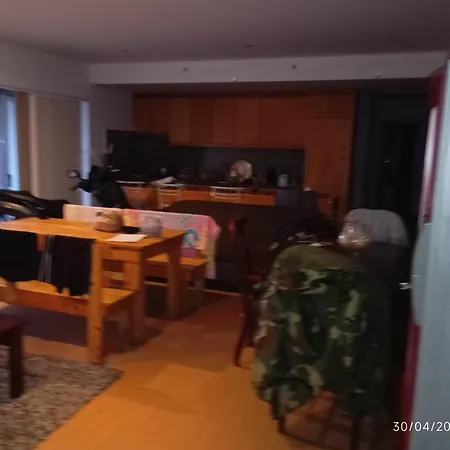 Ocean Rock Apartment Bicas